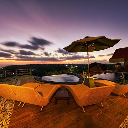 Hotel Sebuluh Sunset Hill Batumadeg Exterior foto