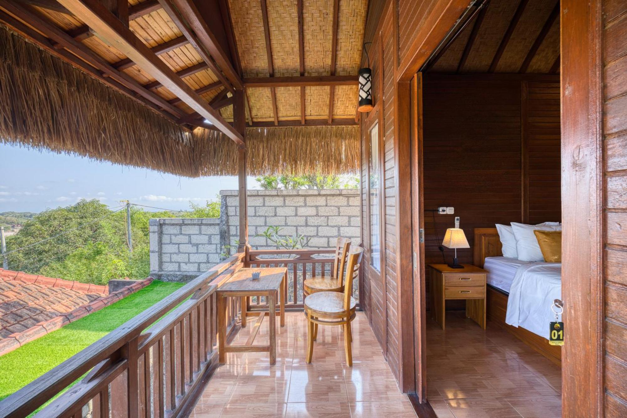 Hotel Sebuluh Sunset Hill Batumadeg Zimmer foto